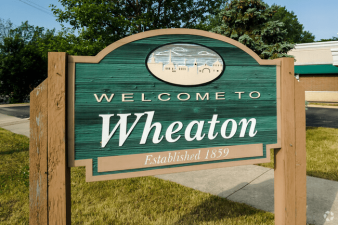 Welcome to Wheaton sign - Wheaton welcomes Elite Air Inc.’s expert technicians when residents call (630) 752-9177 to book an appointment.